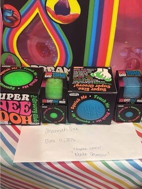 Schylling NeeDoh Super Groovy Blob Sensory Toy - Blue & Green, NeeDoh wild cat